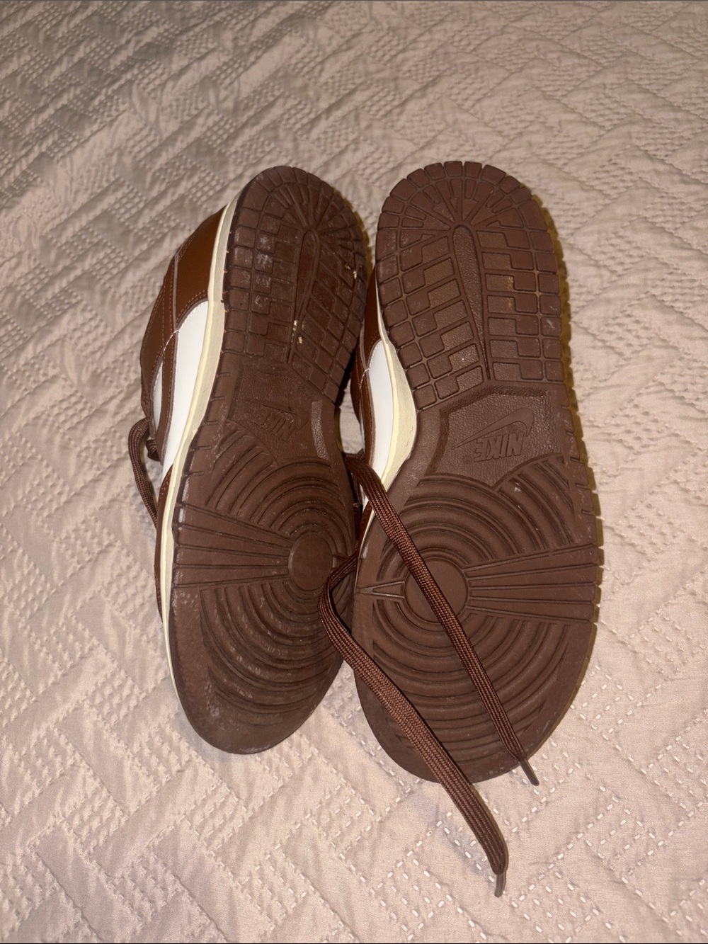Nike Woman  Low-Top Sneakers — White and Brown - Picture 4 of 7